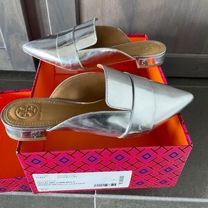 Brand New w/ Box Tory Burch Rosalind 20 MM Mule, Mirror Metallic Leather
